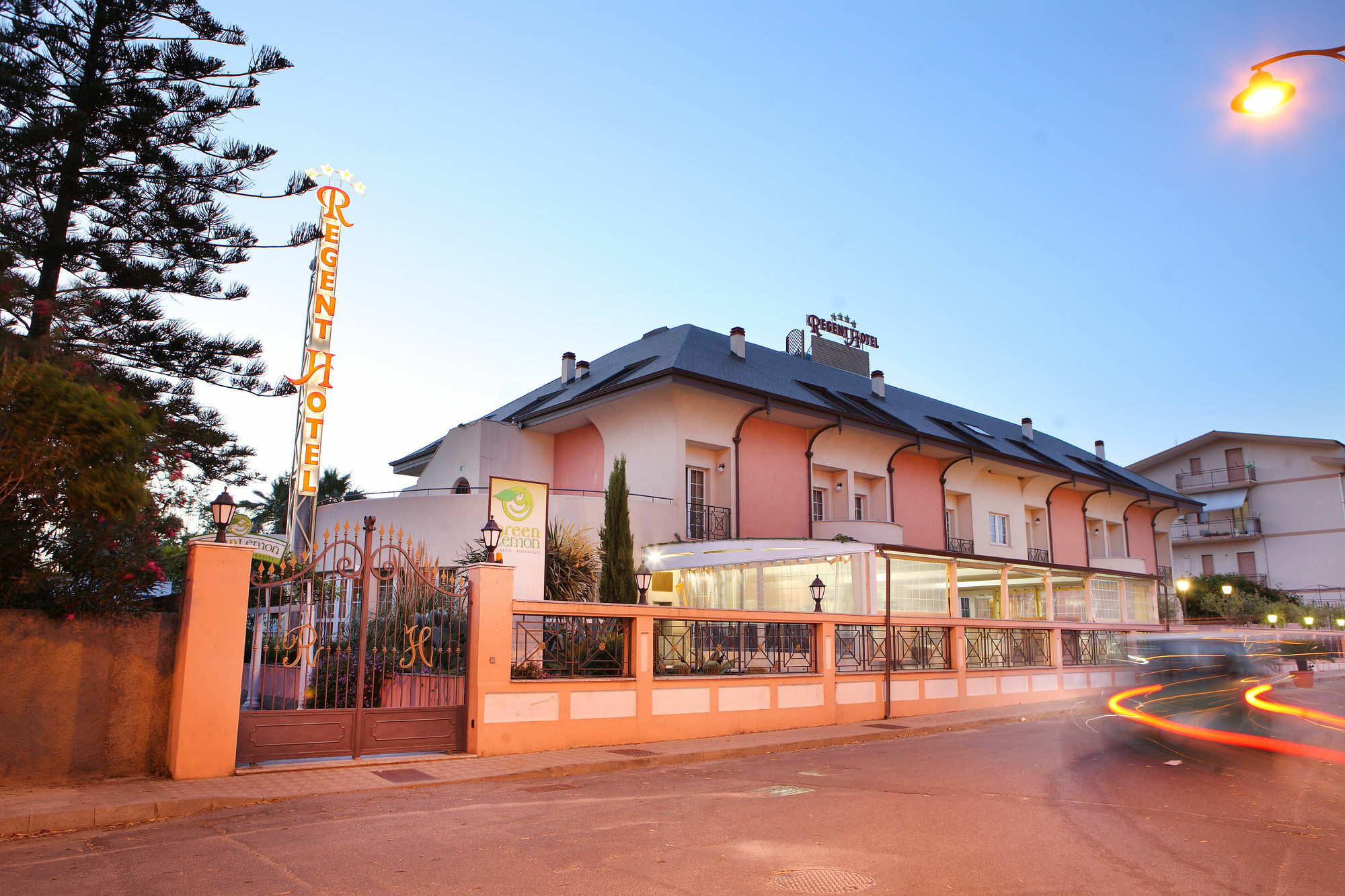 Regent Beach Hotel & Apartments Ρέτζιο ντι Καλάμπρια Εξωτερικό φωτογραφία